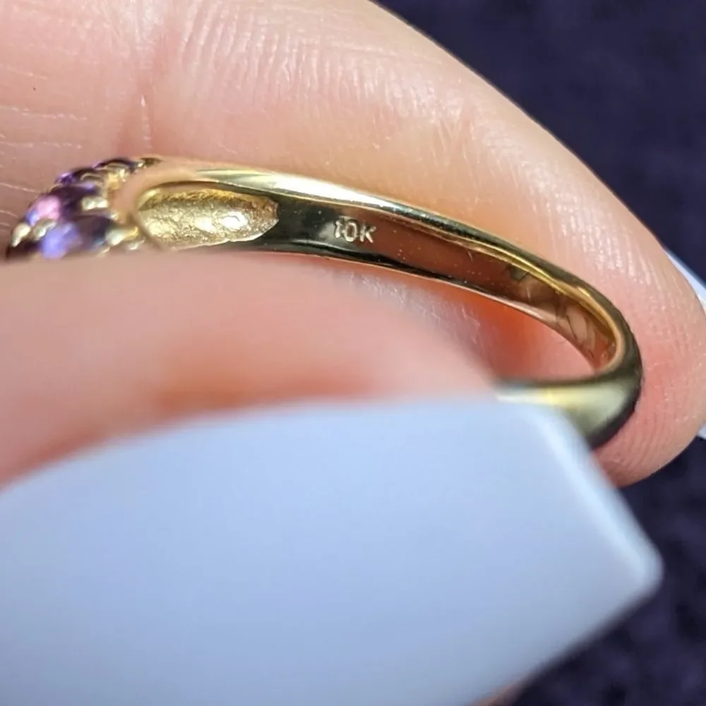amethyst in 10k yg dome band
